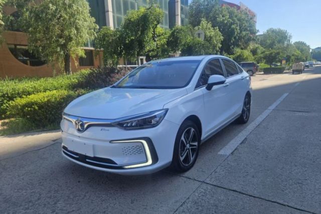Used BAIC Beijing EU5 2018 R500 Smart Wind Edition