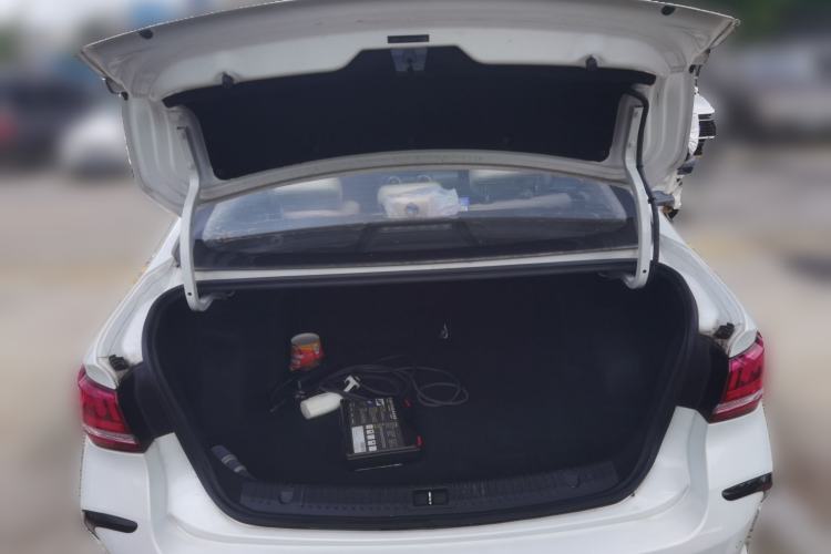 Used BAIC Beijing EU5 2018 R500 Smart Wind Edition Trunk