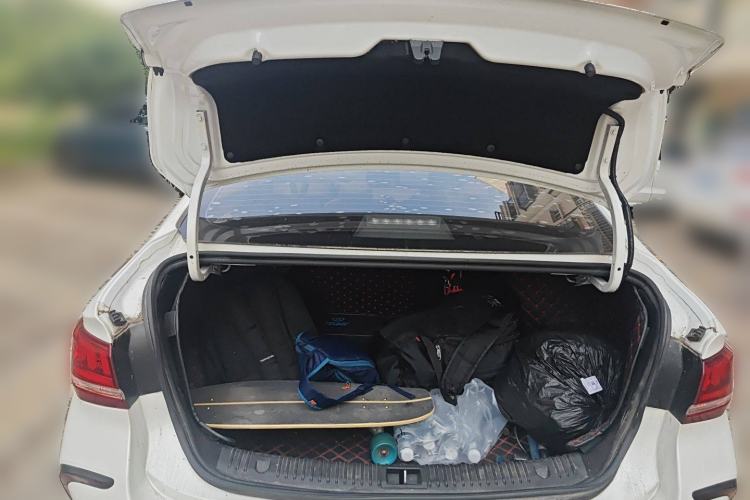 Used BAIC Beijing EU5 2018 R500 Smart Wind Edition Trunk