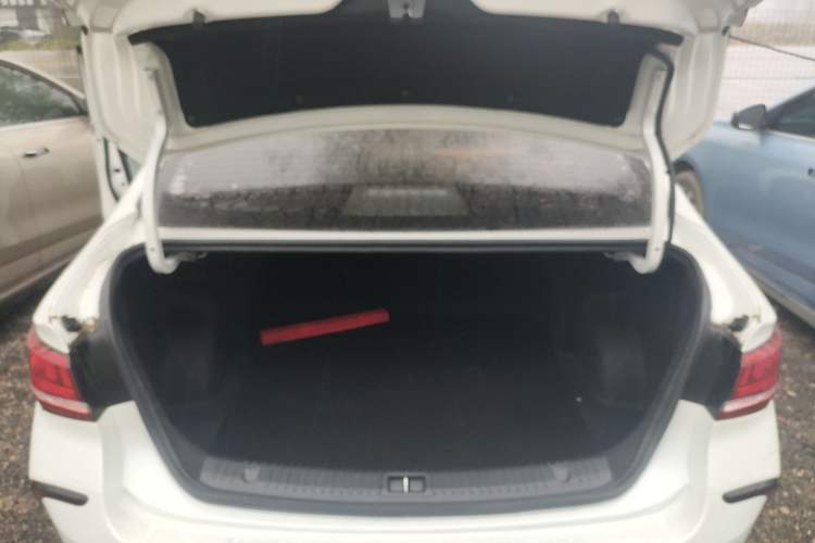 Used BAIC Beijing EU5 2018 R550 Smart Trend Edition Trunk