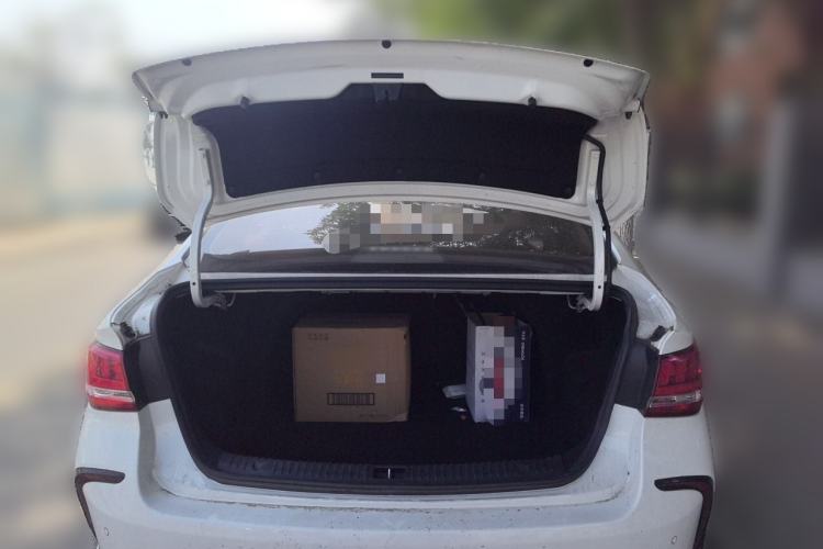 Used BAIC Beijing EU5 2018 R500 Smart Wind Edition Trunk