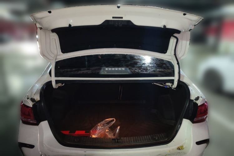 Used BAIC Beijing EU5 2018 R500 Smart Wind Edition Trunk