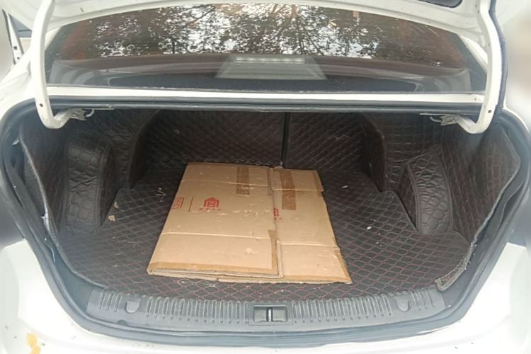 Used BAIC Beijing EU5 2018 R500 Smart Wind Edition Trunk