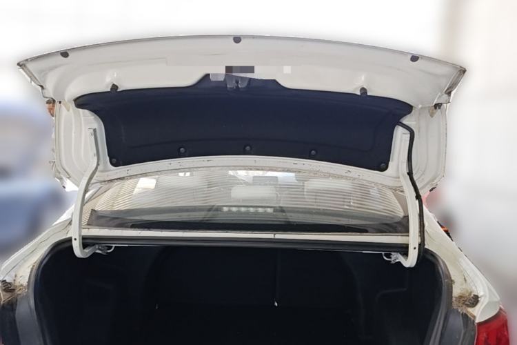 Used BAIC Beijing EU5 2018 R500 Smart Wind Edition Trunk