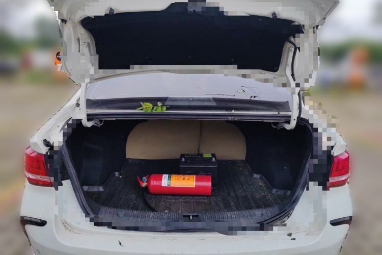 Used BAIC Beijing EU5 2018 R500 Smart Edition Trunk