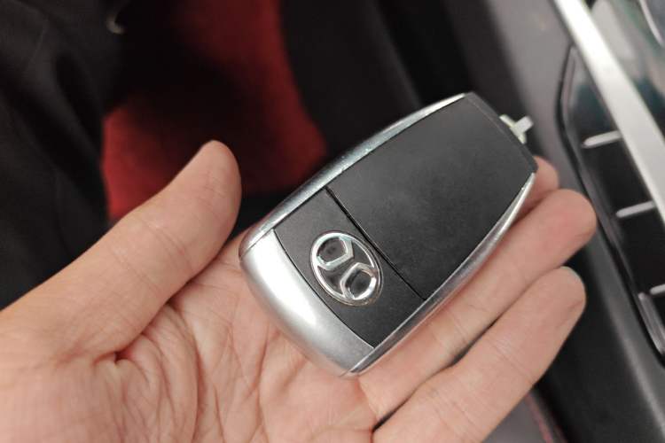Used BAIC Beijing EU5 2018 R500 Smart Wind Edition Vehicle Key