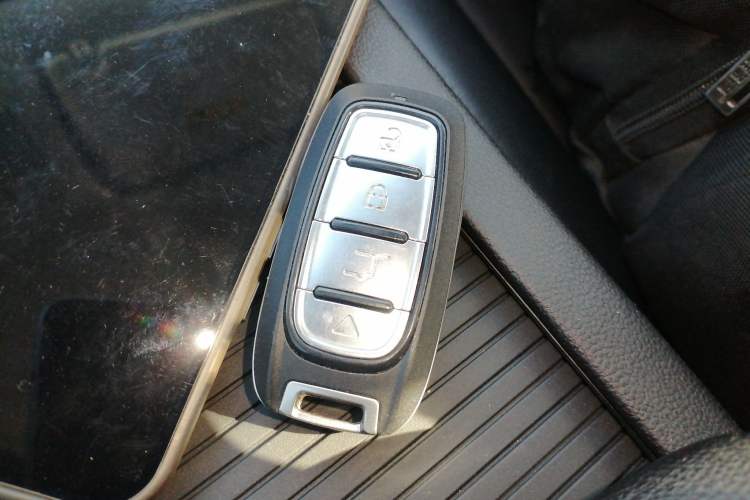 Used BAIC Beijing EU5 2018 R500 Smart Wind Edition Vehicle Key