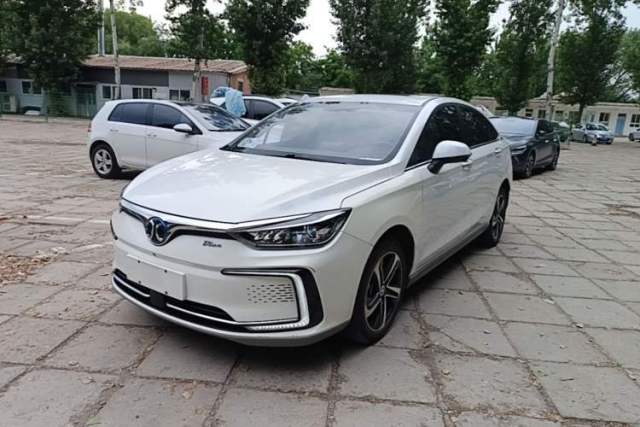 Used BAIC Beijing EU5 2018 R500 Smart Wind Edition