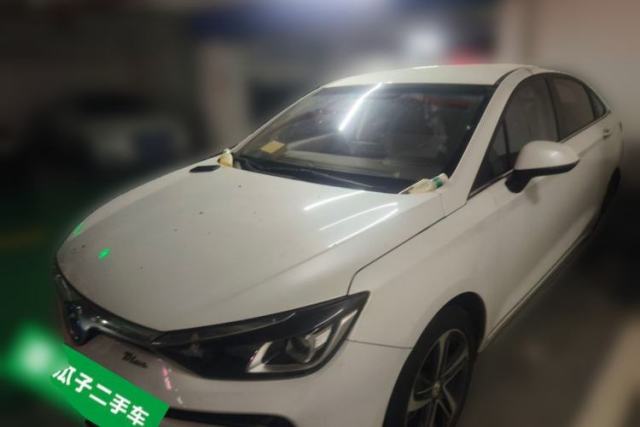 Used BAIC Beijing EU5 2018 R500 Smart Wind Edition