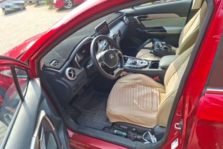 Used BAIC Beijing EU5 2019 R600 Smart Fashion Edition Driver Seat