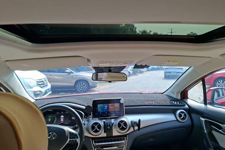 Used BAIC Beijing EU5 2019 R600 Smart Fashion Edition Headliner