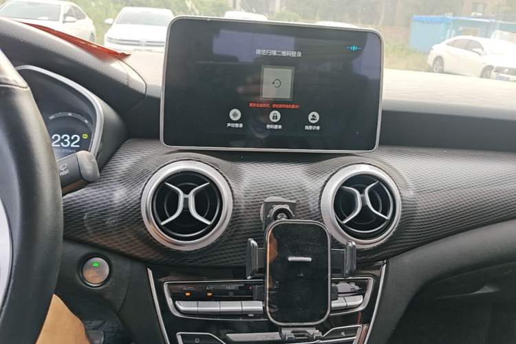 Used BAIC Beijing EU5 2019 R500 Smart Wind Edition Audio And AC Panel