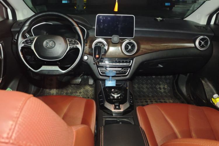 Used BAIC Beijing EU5 2019 R500 Smart Wind Edition Center Console