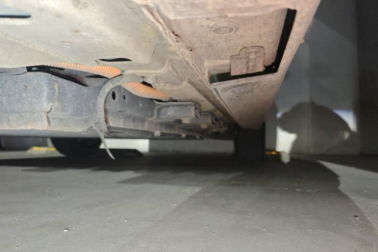 Used BAIC Beijing EU5 2019 R500 Smart Wind Edition Chassis Front Left