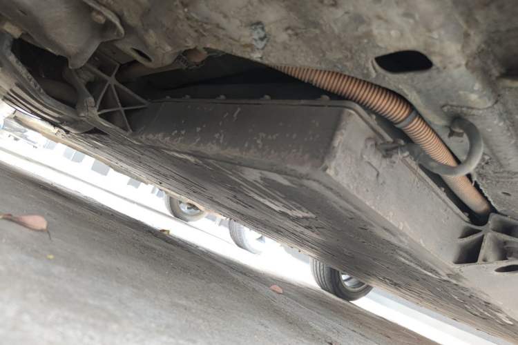 Used BAIC Beijing EU5 2019 R600 Smart Fashion Edition Chassis Front Left