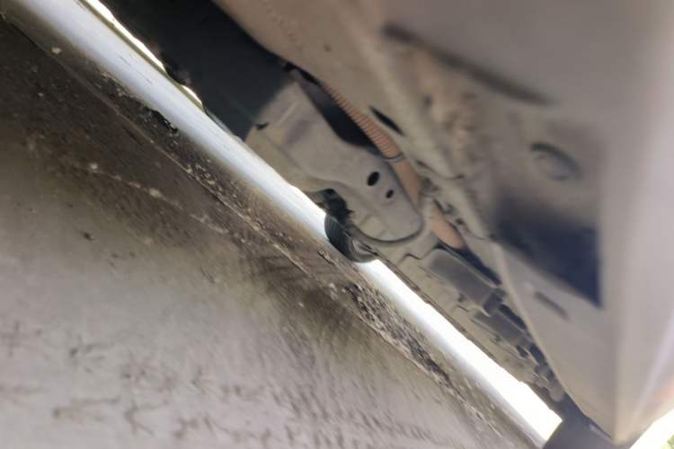Used BAIC Beijing EU5 2019 R500 Smart Wind Edition Chassis Front Left