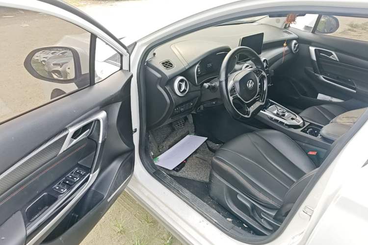 Used BAIC Beijing EU5 2019 R500 Smart Wind Edition Driver Seat