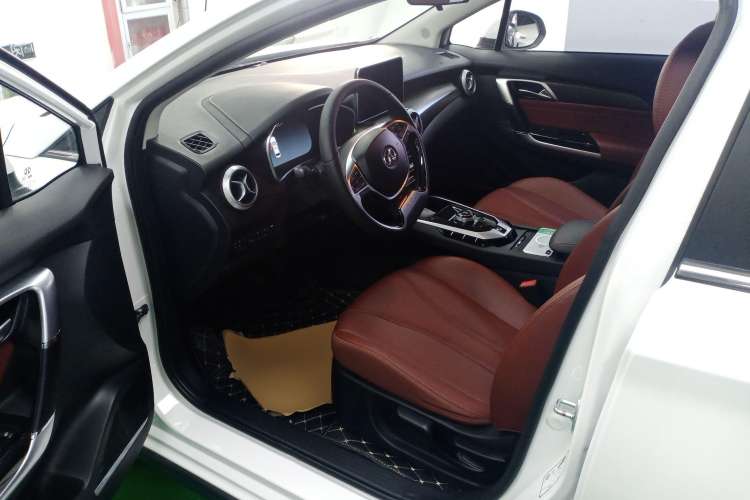 Used BAIC Beijing EU5 2019 R500 Smart Wind Edition Driver Seat
