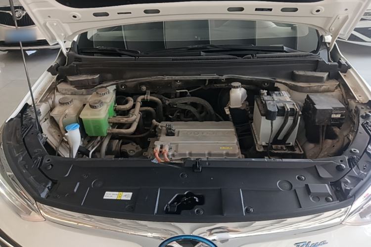 Used BAIC Beijing EU5 2019 R500 Smart Wind Edition Engine Bay
