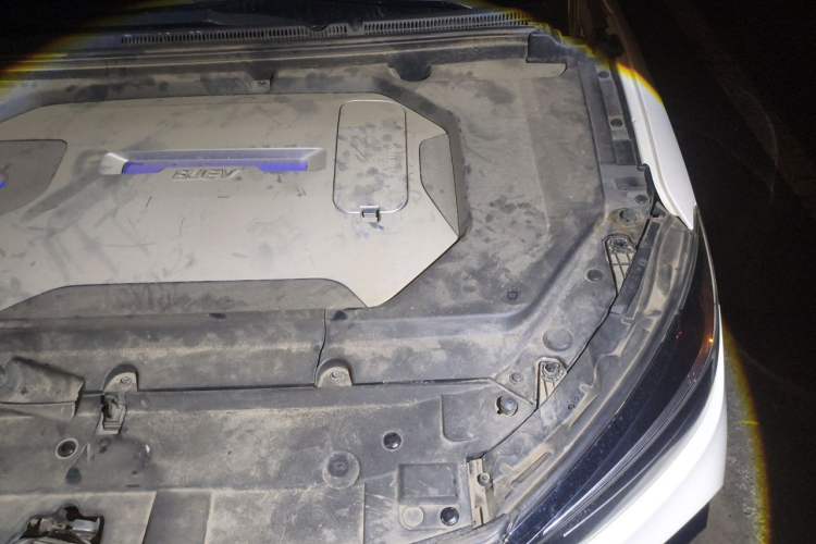 Used BAIC Beijing EU5 2019 R500 Smart Wind Edition Engine Bay Left