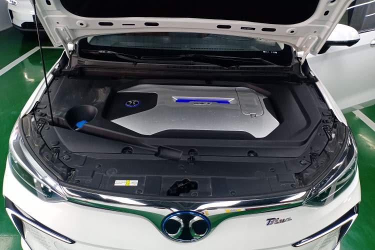 Used BAIC Beijing EU5 2019 R500 Smart Wind Edition Engine Bay