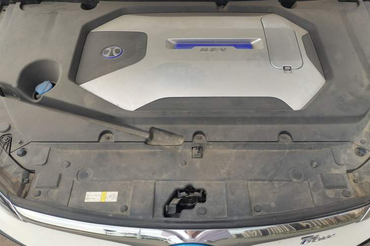 Used BAIC Beijing EU5 2019 R500 Smart Wind Edition Engine Bay