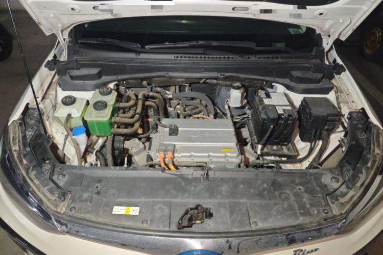 Used BAIC Beijing EU5 2019 R500 Smart Wind Edition Engine Bay