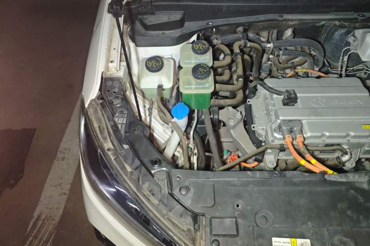 Used BAIC Beijing EU5 2019 R500 Smart Wind Edition Engine Bay Right