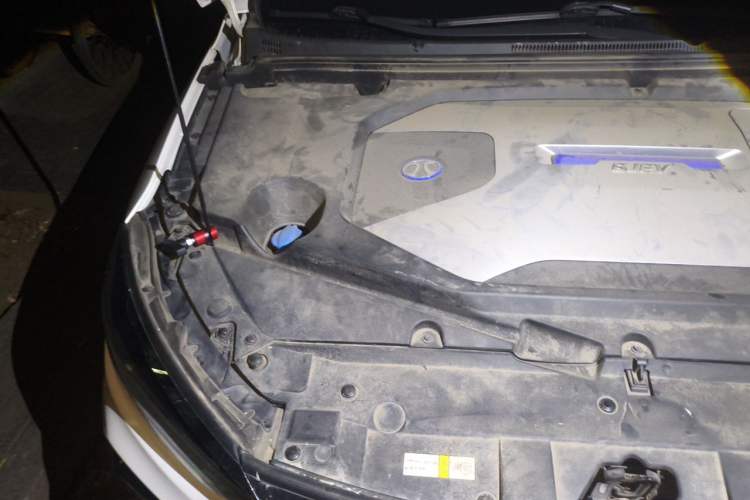 Used BAIC Beijing EU5 2019 R500 Smart Wind Edition Engine Bay Right