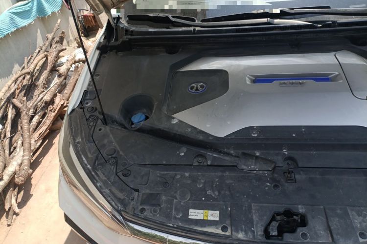 Used BAIC Beijing EU5 2019 R500 Smart Wind Edition Engine Bay Right