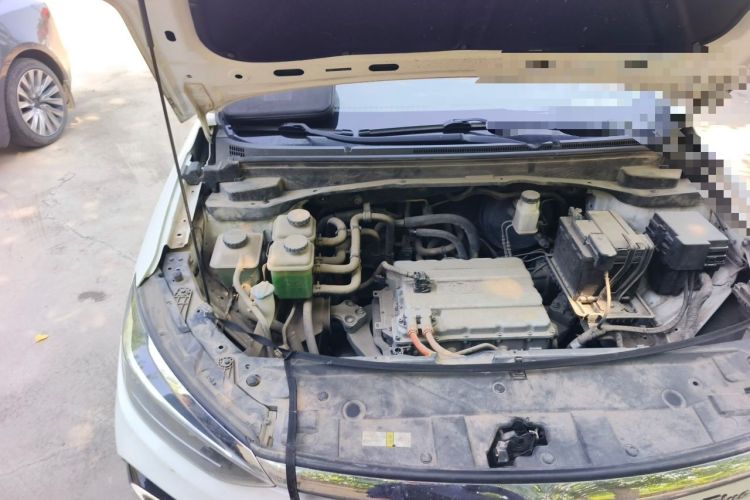 Used BAIC Beijing EU5 2019 R500 Smart Wind Edition Engine Bay Right