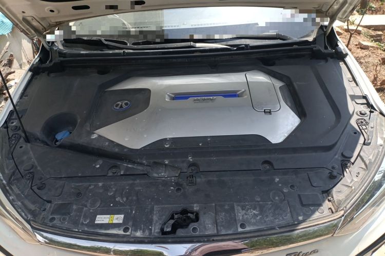 Used BAIC Beijing EU5 2019 R500 Smart Wind Edition Engine Bay