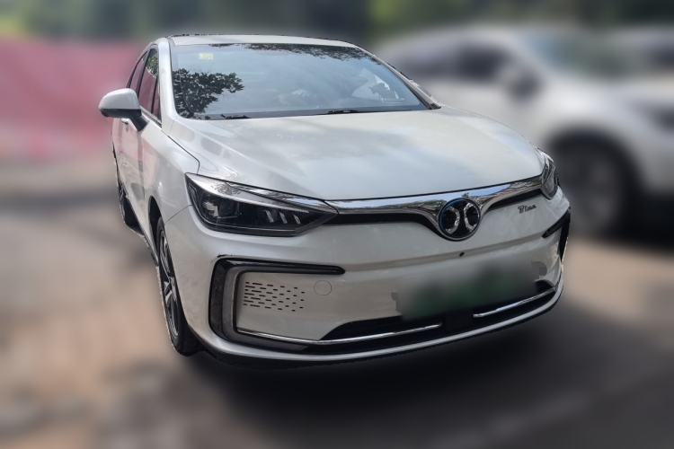Used BAIC Beijing EU5 2019 R500 Smart Wind Edition Exterior 2
