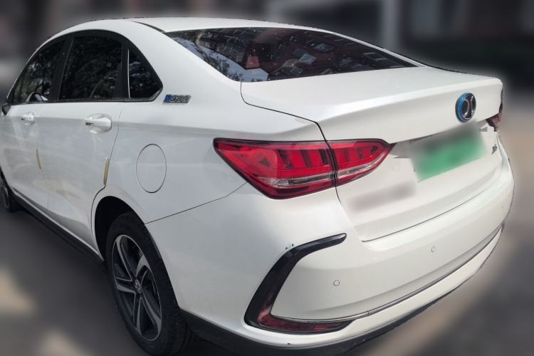 Used BAIC Beijing EU5 2019 R500 Smart Wind Edition Exterior 3