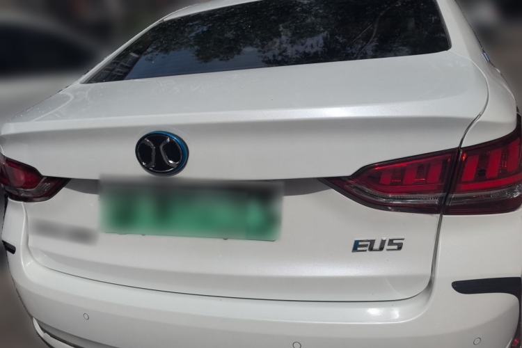 Used BAIC Beijing EU5 2019 R500 Smart Wind Edition Exterior 4