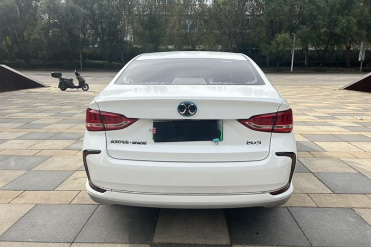 Used BAIC Beijing EU5 2019 R500 Smart Edition Exterior 5