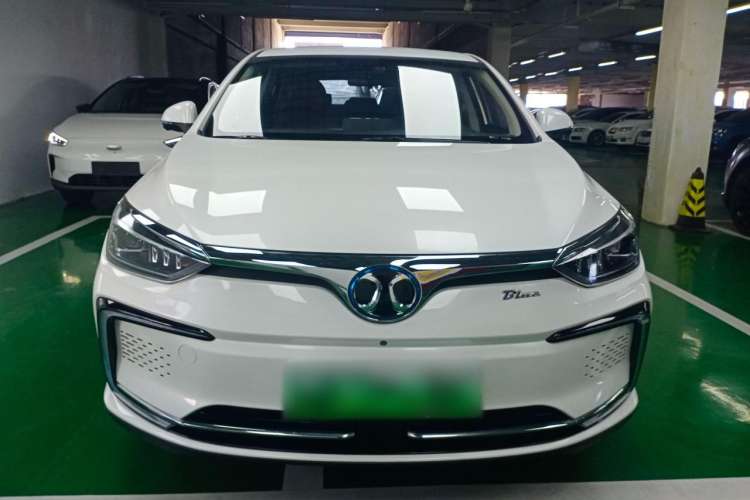 Used BAIC Beijing EU5 2019 R500 Smart Wind Edition Front