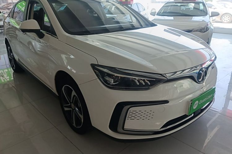Used BAIC Beijing EU5 2019 R500 Smart Wind Edition Front Right 45 Deg