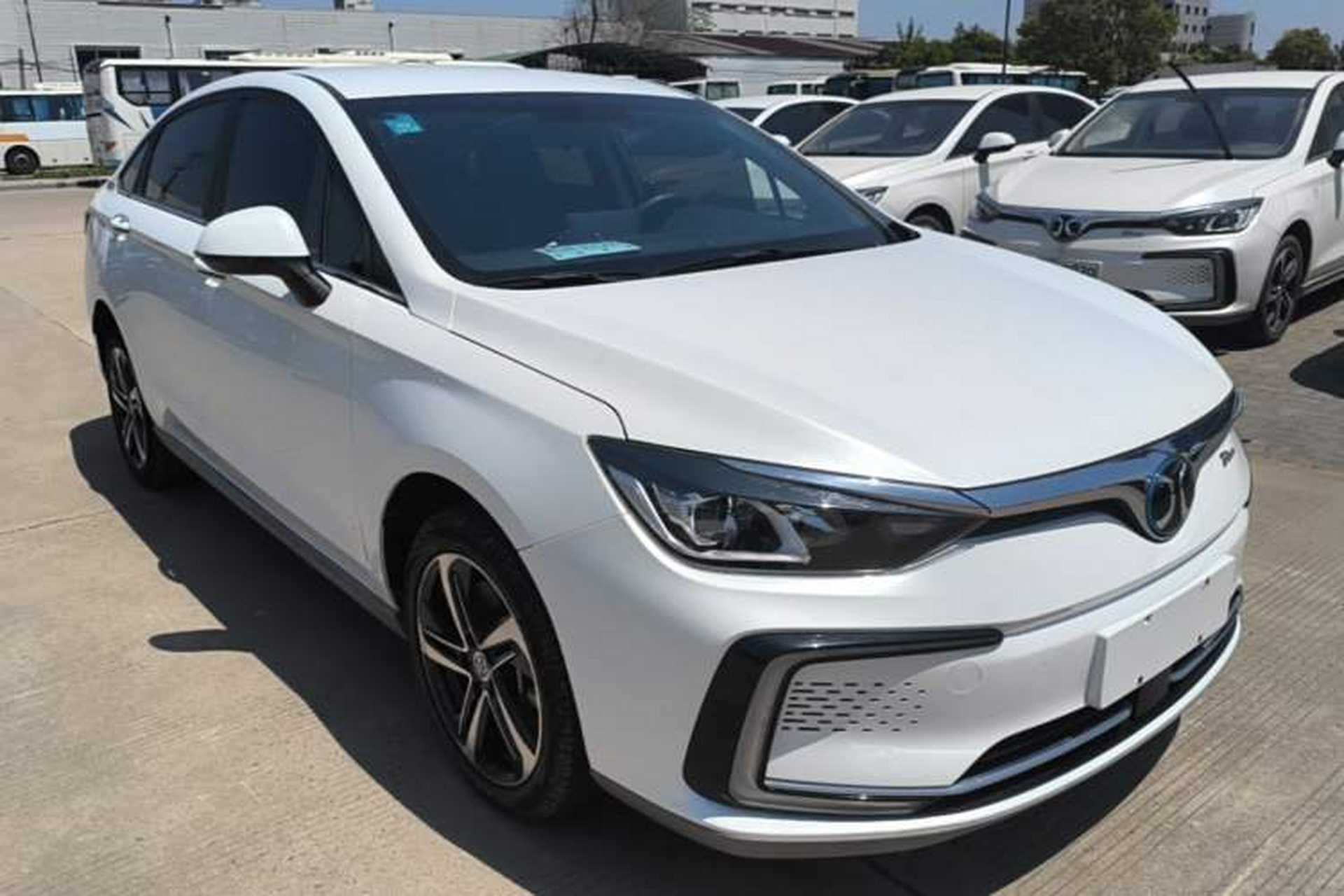 Used BAIC Beijing EU5 2019 R500 Smart Wind Edition Front Right 45 Deg