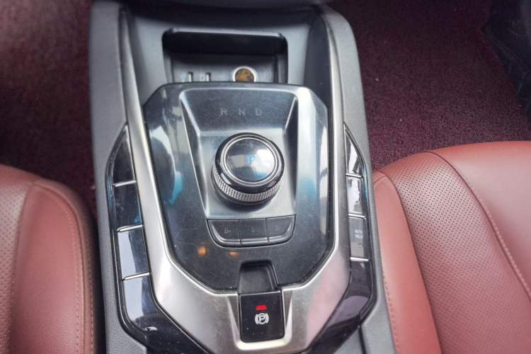 Used BAIC Beijing EU5 2019 R500 Smart Wind Edition Gear Lever