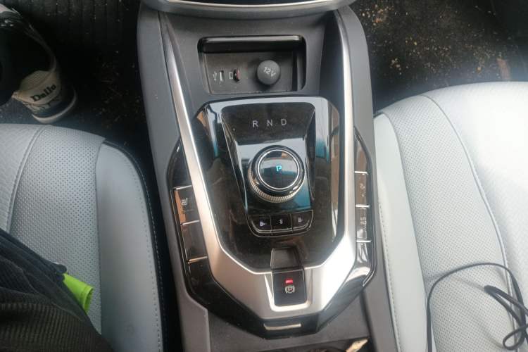 Used BAIC Beijing EU5 2019 R600 Smart Fashion Edition Gear Lever