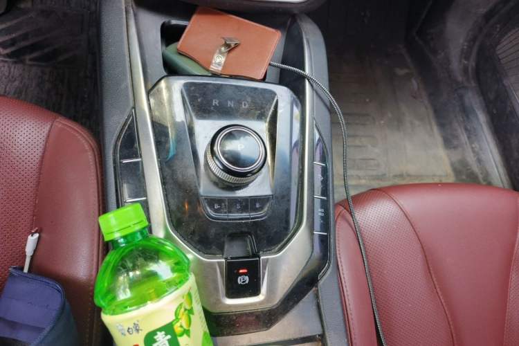 Used BAIC Beijing EU5 2019 R500 Smart Wind Edition Gear Lever