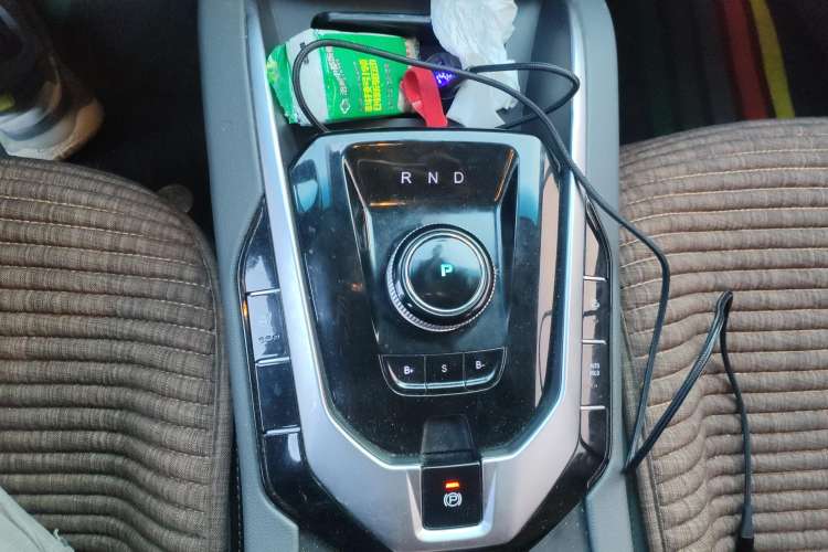 Used BAIC Beijing EU5 2019 R600 Smart Fashion Edition Gear Lever