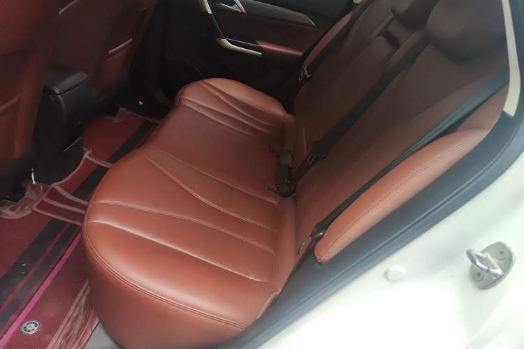 Used BAIC Beijing EU5 2019 R500 Smart Wind Edition Left Rear Seat