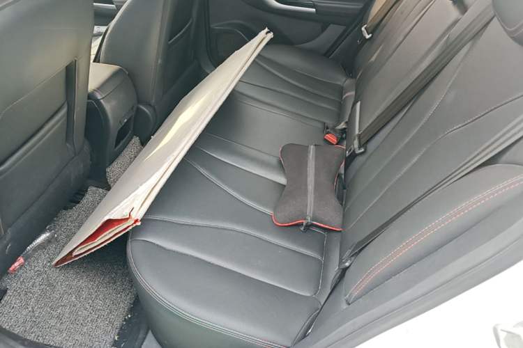Used BAIC Beijing EU5 2019 R500 Smart Wind Edition Left Rear Seat