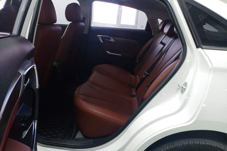Used BAIC Beijing EU5 2019 R500 Smart Wind Edition Left Rear Seat