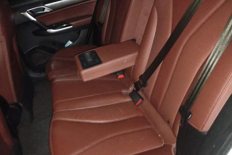 Used BAIC Beijing EU5 2019 R500 Smart Wind Edition Left Rear Seat