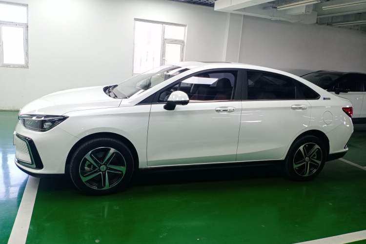Used BAIC Beijing EU5 2019 R500 Smart Wind Edition Left Side
