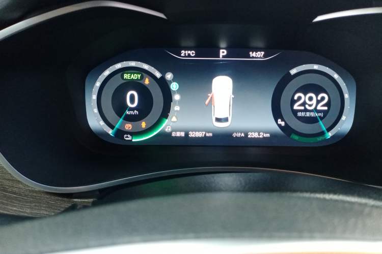 Used BAIC Beijing EU5 2019 R500 Smart Wind Edition Odometer Close Up
