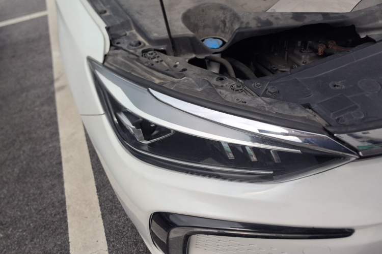 Used BAIC Beijing EU5 2019 R500 Smart Wind Edition Right Front Headlight